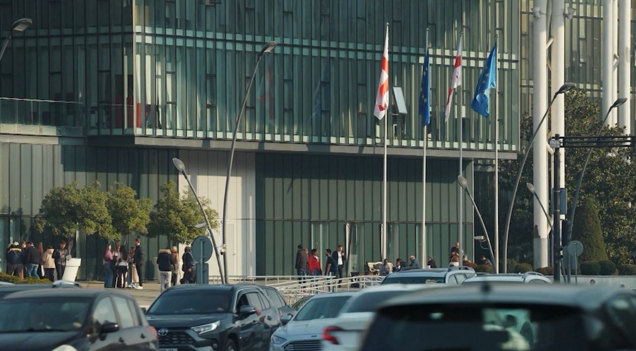 Un grup de deputați din R. Moldova, în vizită în Georgia. Deplasarea a generat controverse la Chișinău 