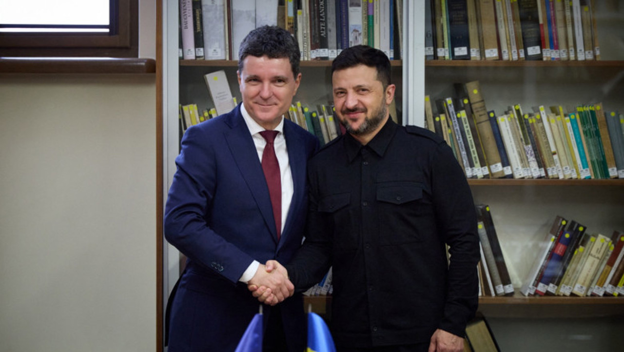 Nicușor Dan: Salut promulgarea de către Zelenski a legii privind educația în limba maternă a românilor din Ucraina