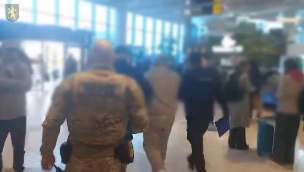 A 44-year-old Moldovan wanted for fraud was returned from the US