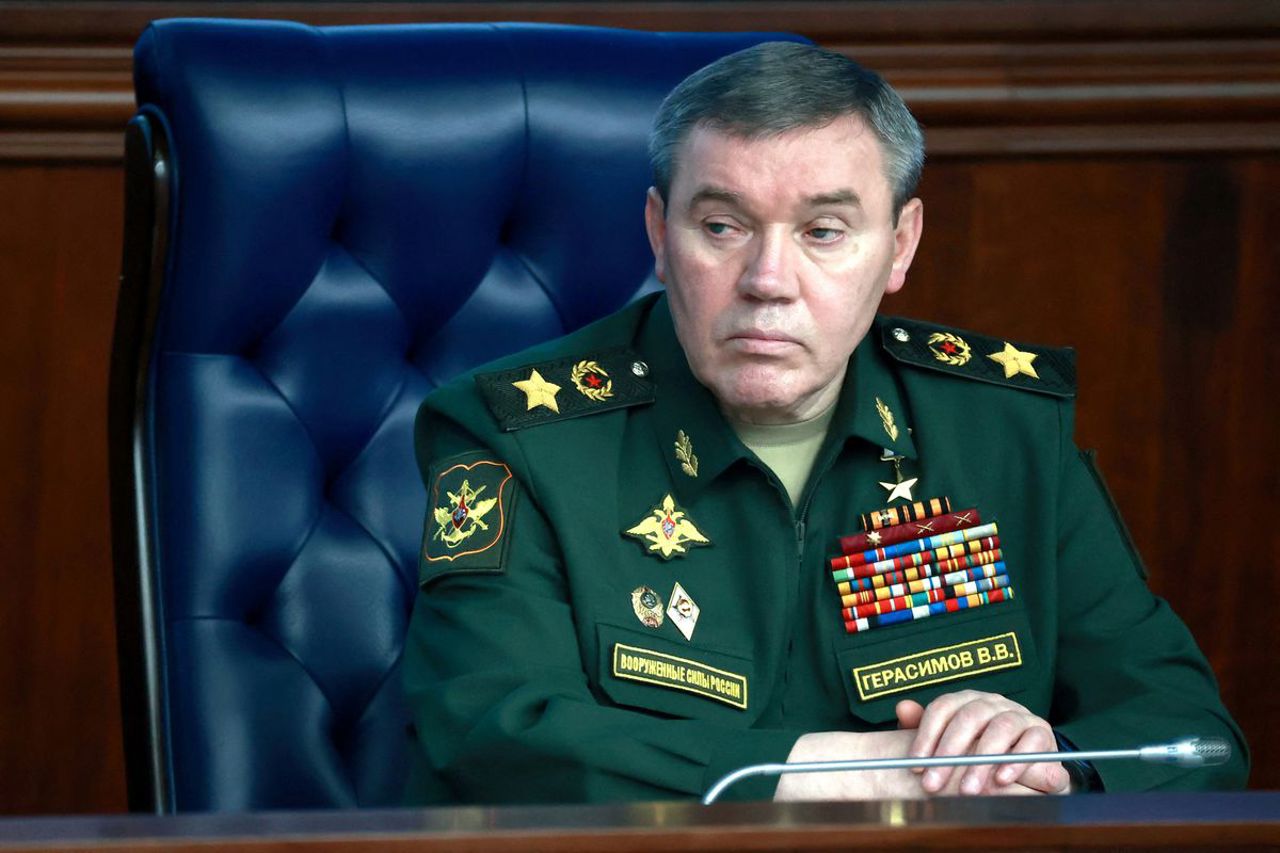 Ukraine war: Sergei Surovikin removed as commander of Ukraine invasion force