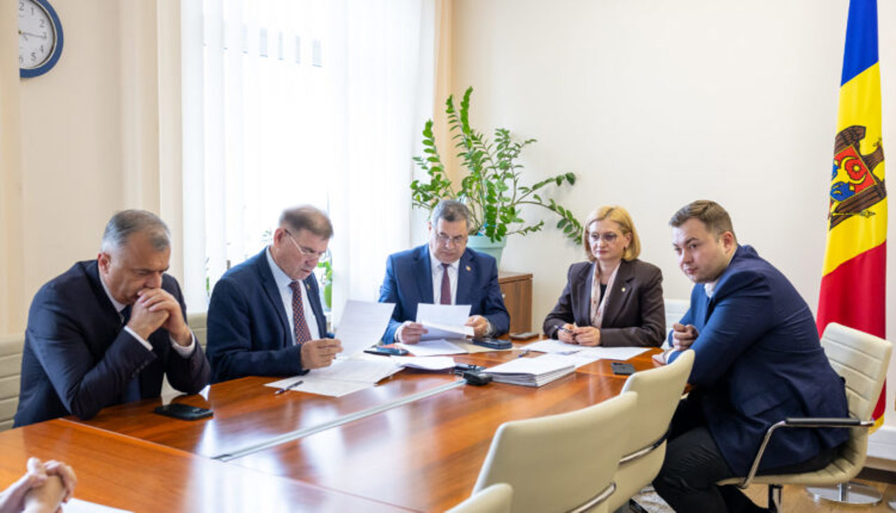 Investiții BEI de 40 milioane de euro pentru modernizarea a 20 de școli-model