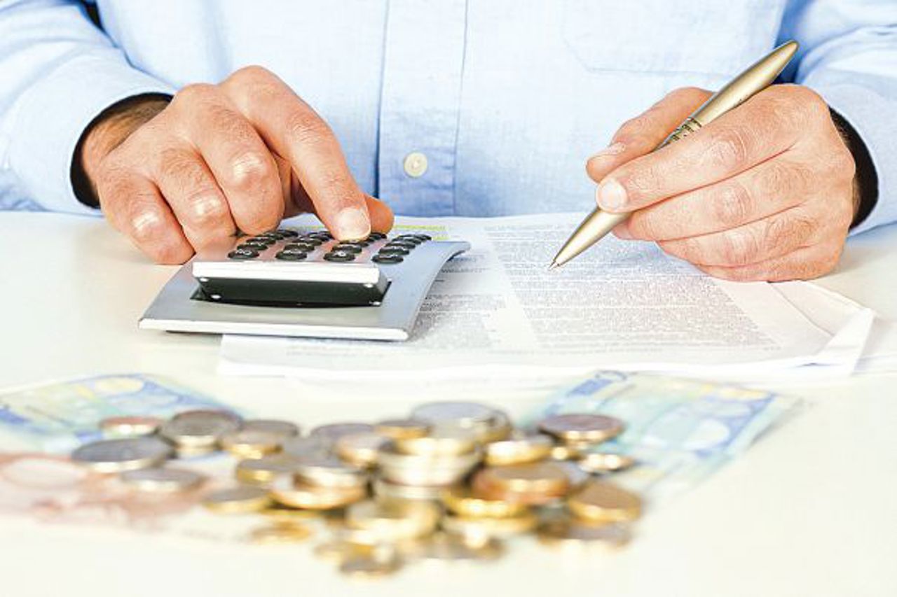 Salarii controversate și inechități în sectorul public. Experții cer aplicarea legii și o reformă a salarizării bazată pe merit