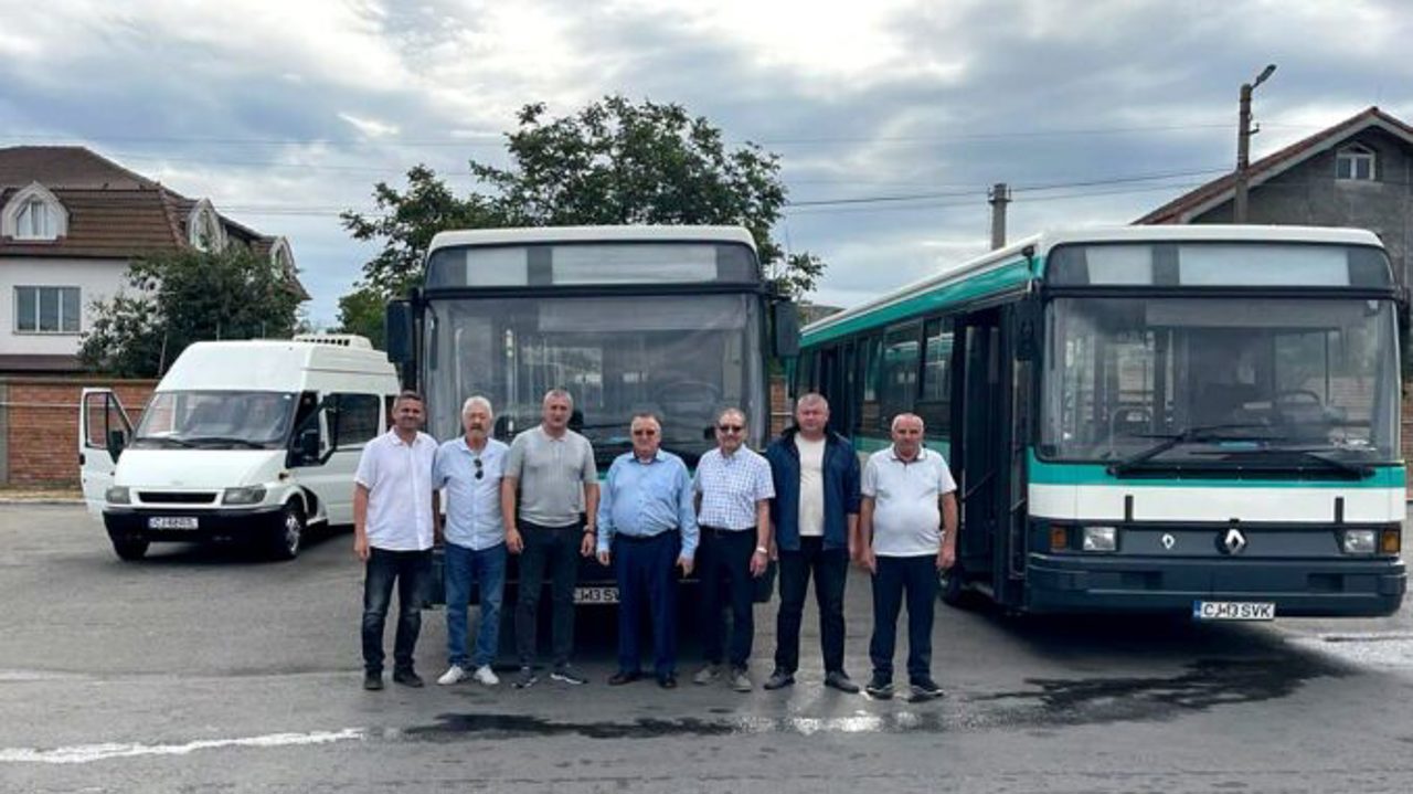 Donație din România pentru Ungheni: Trei vehicule pentru transportul public și comunitar, trimise de la Cluj-Napoca