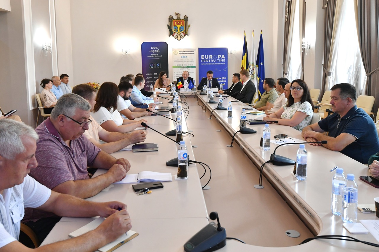 De la apicultură și producerea materialului săditor până la călătoriile cu animale de companie: ANSA și AGE au digitalizat șase servicii publice 