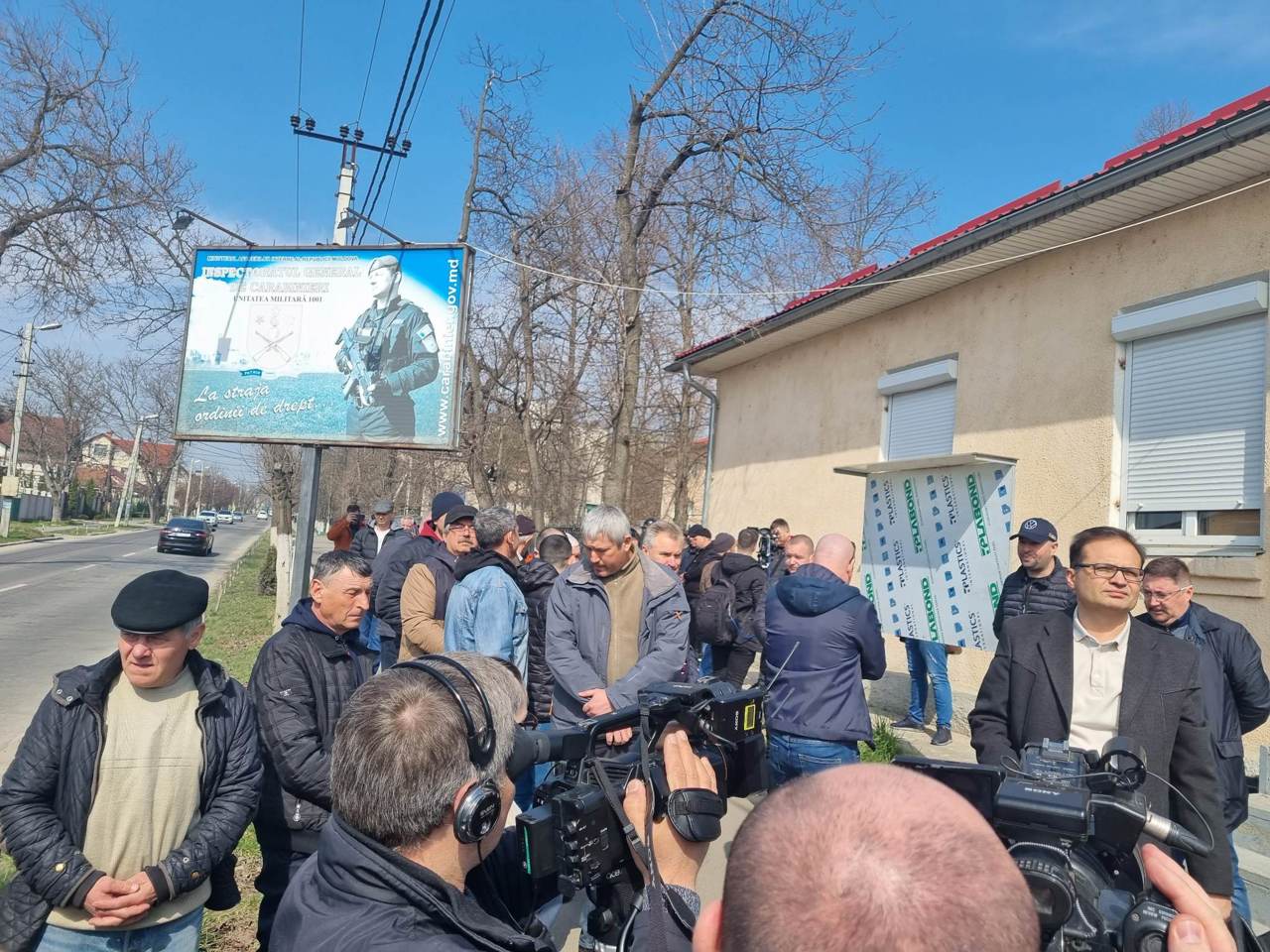 Транспортники протестовали у здания INSP: В Генпрокуратуру будут поступать новые жалобы