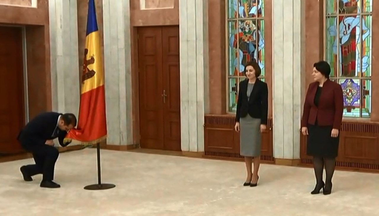 Новый министр труда Алексей Бузу был приведен к присяге. Какие рекомендации он получил от премьер-министра и президента страны