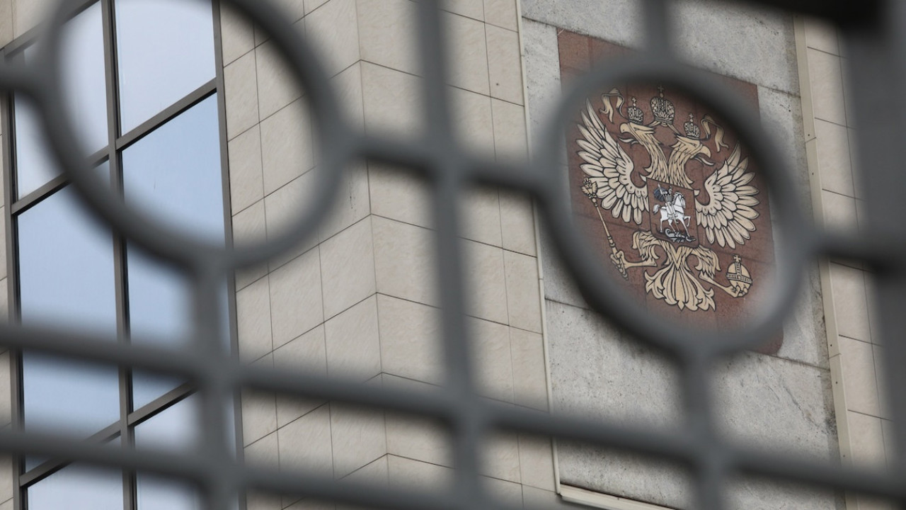 Afacerile din Rusia dau semne de colaps: criza neplăților din sfera achizițiilor publice ia amploare