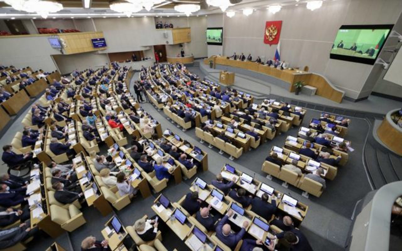 Госдума РФ одобрила законопроект, разрешающий электронную доставку призывных документов в армию