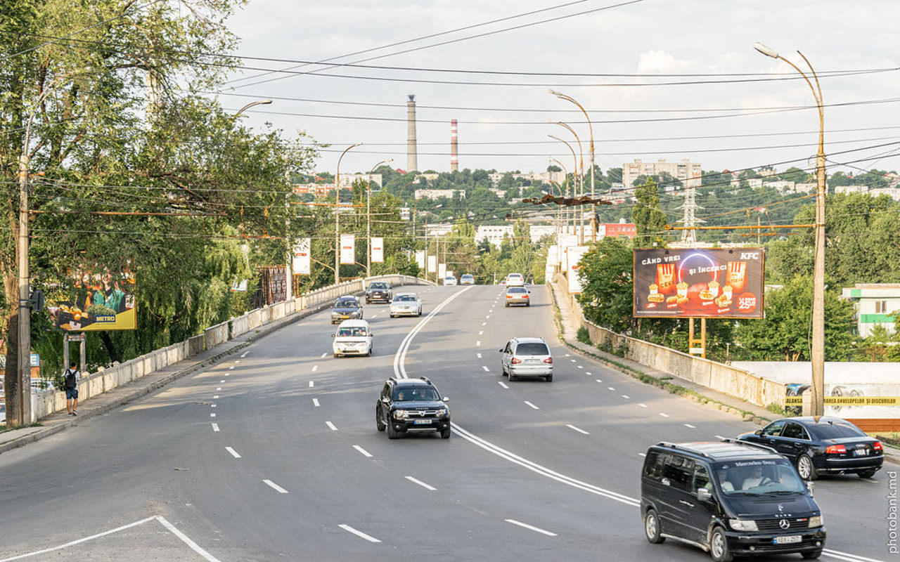 Trafic reorganizat și lucrări pe timp de noapte: Reparația tronsonului Ismail – Ștefan cel Mare ar putea dura o lună