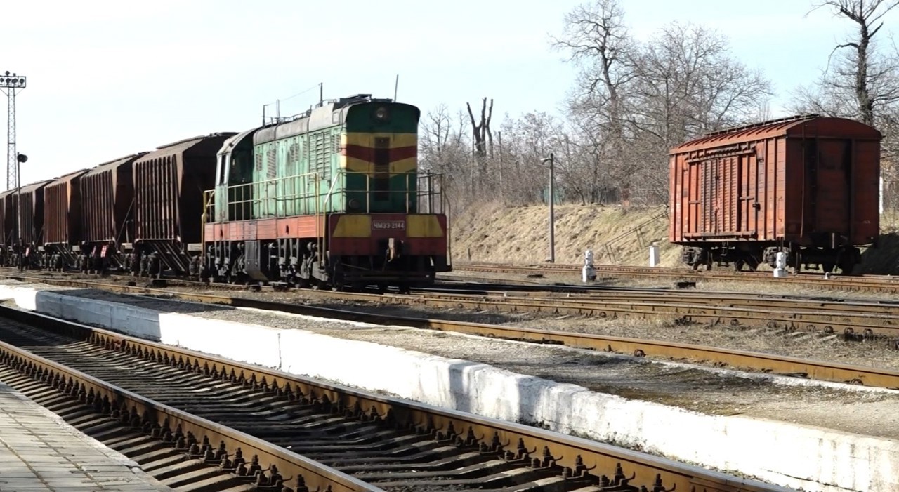 Часть сотрудников ЖДМ отправили в вынужденный отпуск до 12 января