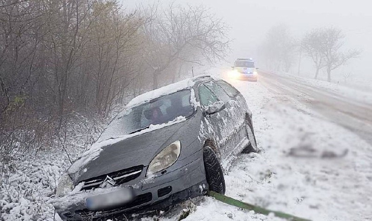 Mai multe accidente rutiere din cauza condițiilor meteo nefavorabile