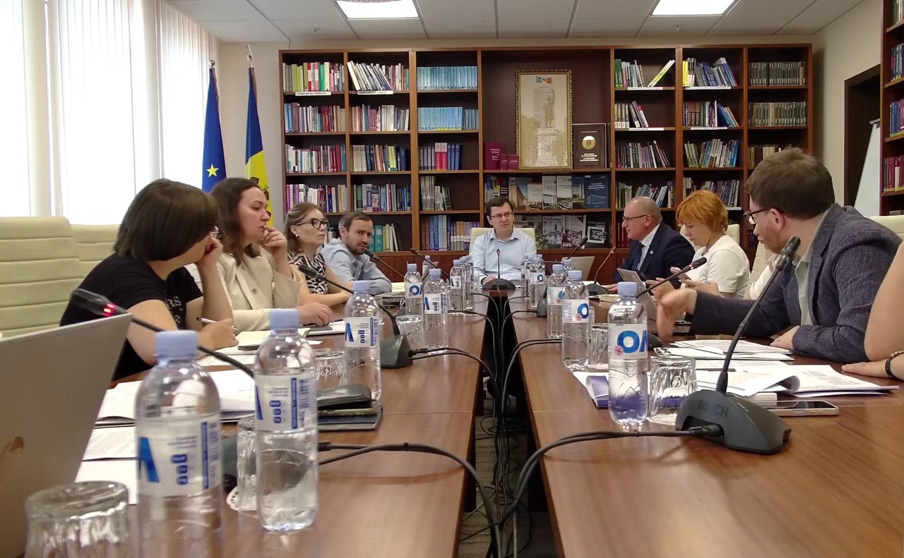 Prevederi legislative care puteau valida automat plângerile neîntemeiate respinse de Consiliul pentru Egalitate