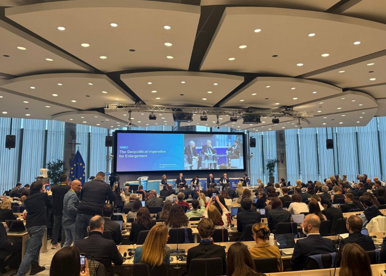 Prime Minister Alexandru Munteanu, in Brussels: "EU enlargement is a common investment in the stability of Europe"