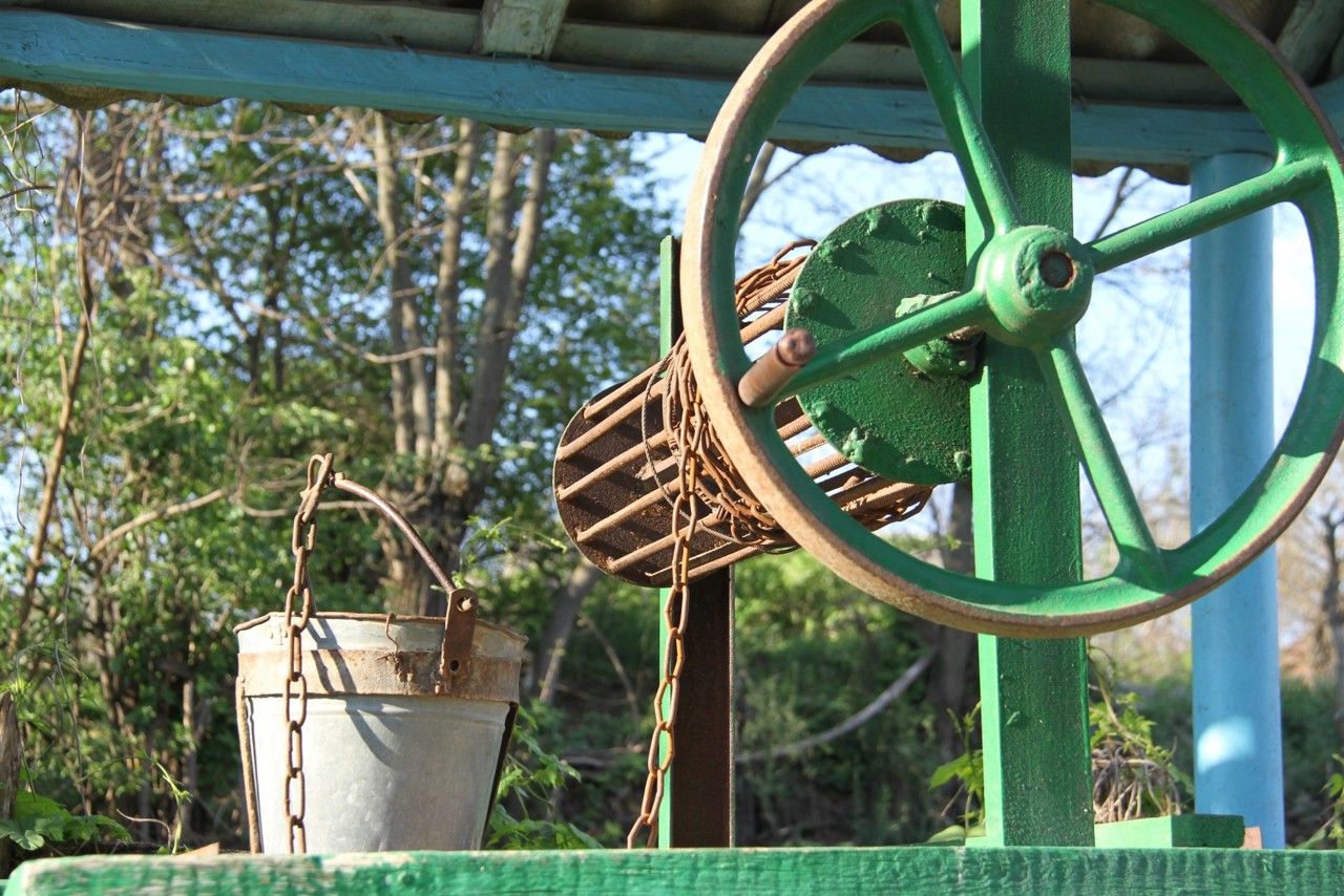 Accident la curățarea unei fântâni în Vatici: un bărbat a fost scos de salvatori și transportat la spital