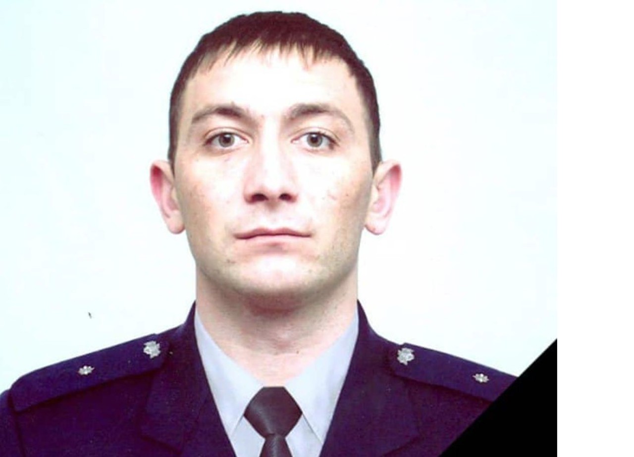 Кто тот пограничник, который погиб во время стрельбы в аэропорту