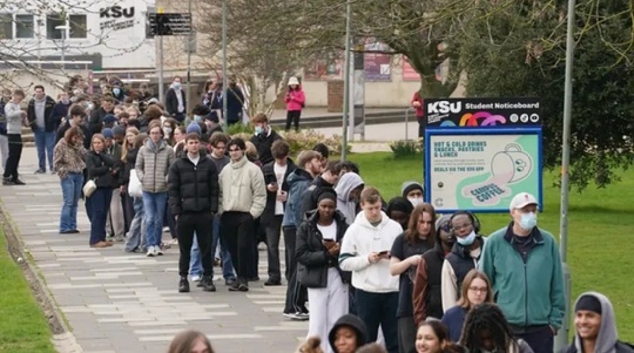 Epidemie în sud-estul Angliei: Două persoane au murit din cauza meningitei