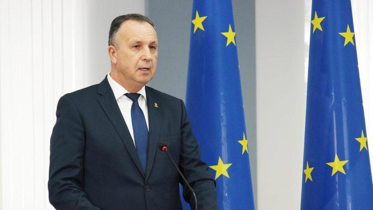 Aviz negativ pentru TVA-ul de 20% la medicamente. Ministrul Emil Ceban: „Nu suntem pregătiți pentru așa ceva” 