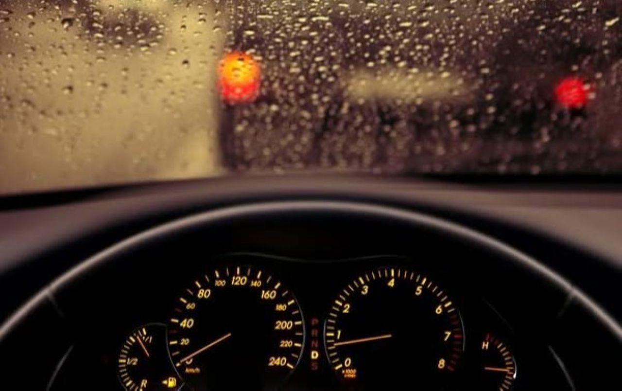 112 warning: Wet roads cause accident surge