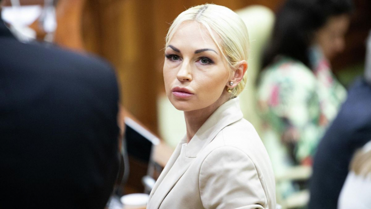 Депутат Марина Таубер остаётся под домашним арестом