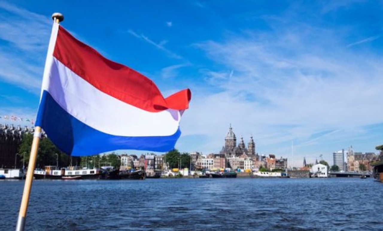 Corespondență//Olanda: laborator al noii drepte extreme în Europa