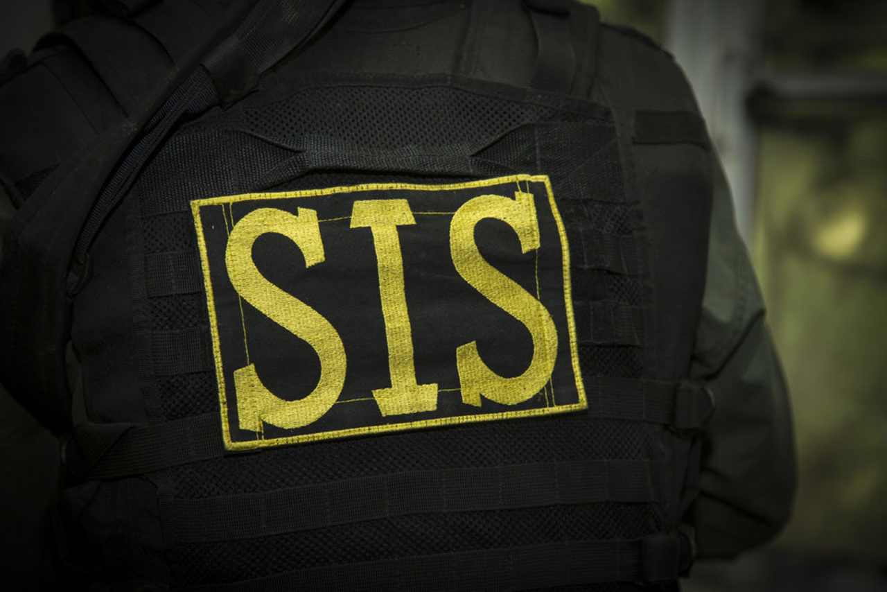 Schimbul de deținuți în urma căruia doi ofițeri SIS au revenit acasă provoacă reacții pe scena politică 