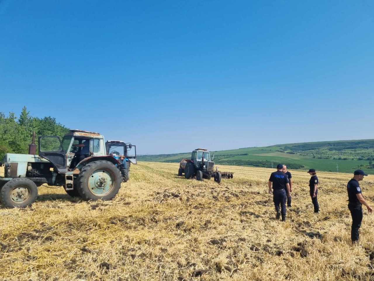 Во время уборки урожая фермеров обучали, как действовать в случае пожара