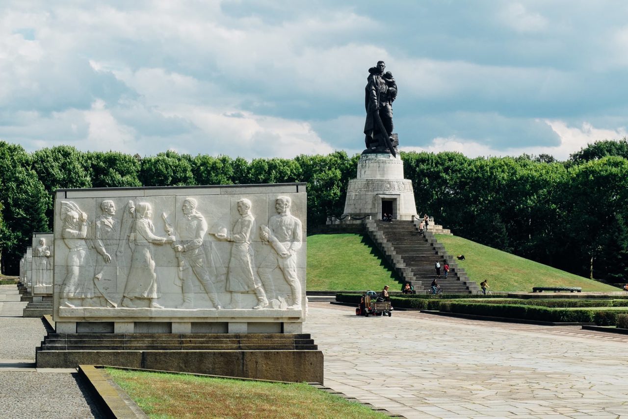 Germania înăsprește regulile de 9 mai: Fără simboluri sovietice sau rusești în spațiile publice
