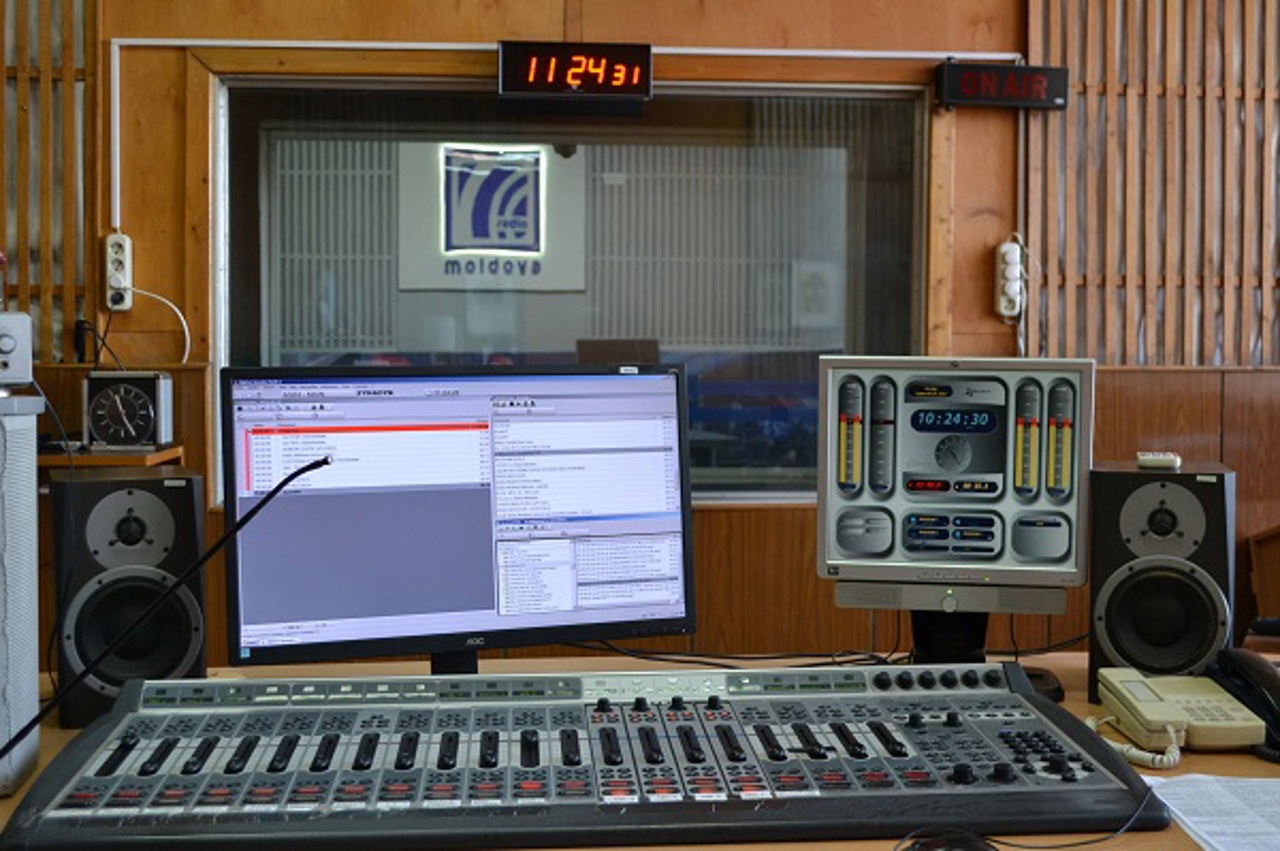 ȘTIRILE SERII: Kraken, cea mai infecțioasă tulpină COVID, a ajuns în România; Senatorul din Parlamentul României despre ajutorul nerambursabil de 100 de milioane de euro