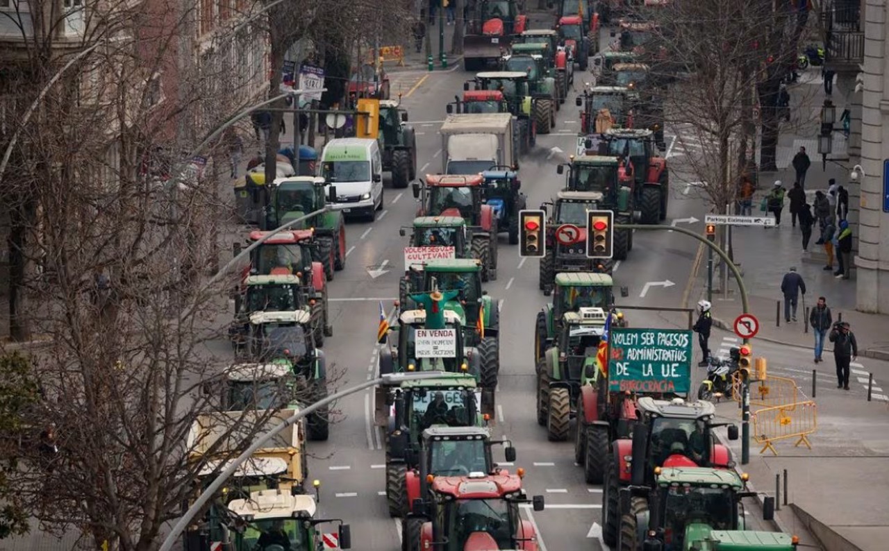 European Farm Uprising: Spanish Join Pan-Continental Protest