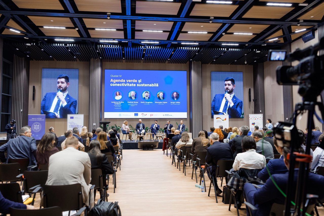 Moldova accelerează Agenda Verde și conectarea la rețelele europene de energie și transport