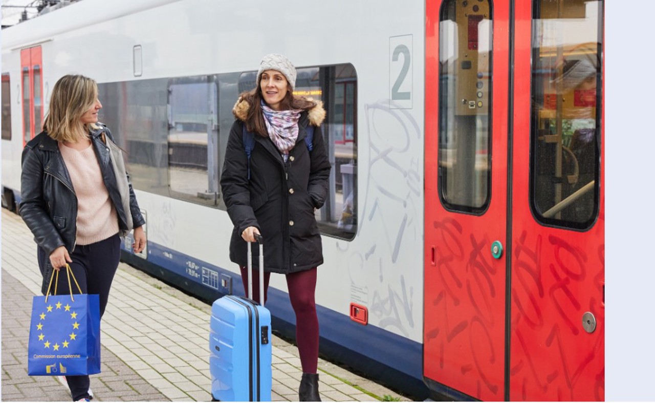 Comisia Europeană investește în viitorul transporturilor: rețea feroviară de mare viteză și combustibili verzi pentru aviație și transportul maritim