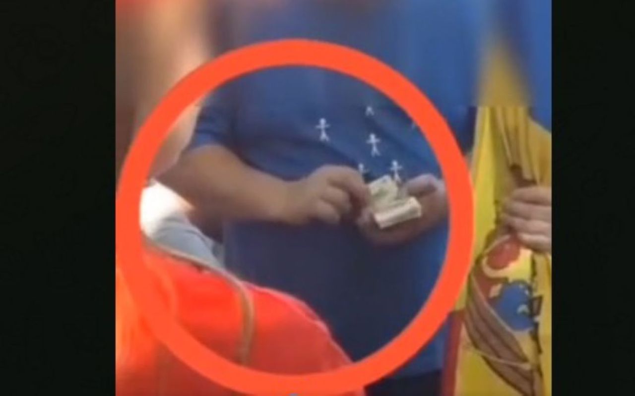 300 леев за участие в митинге оппозиции: полиция задокументировала нарушения, реакция ПСРМ