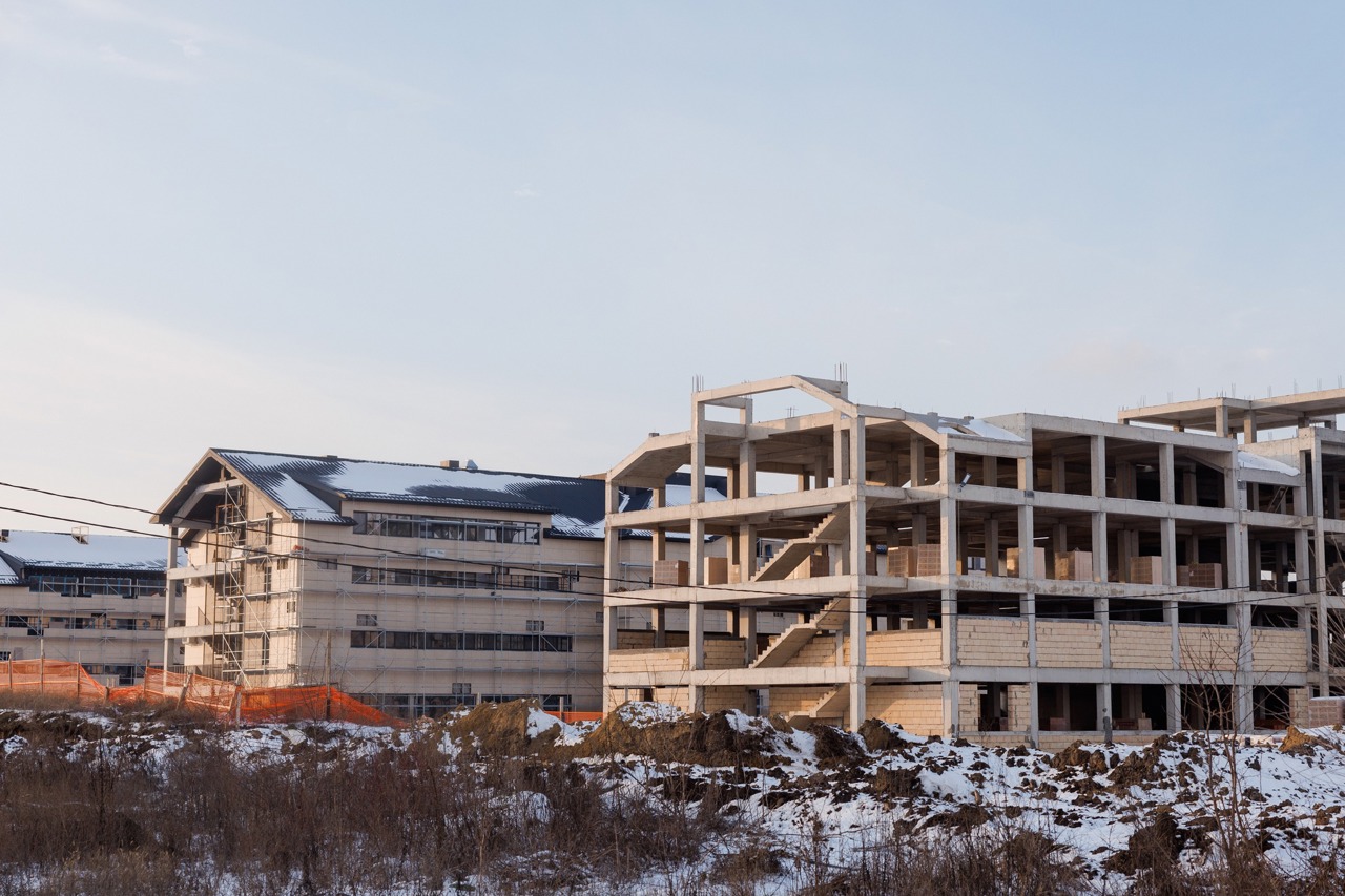 Brigada 2 Infanterie Motorizată și Academia Militară, transferate la Băcioi. Ministru: „Vor fi condiții mult mai bune pentru activitatea militarilor”