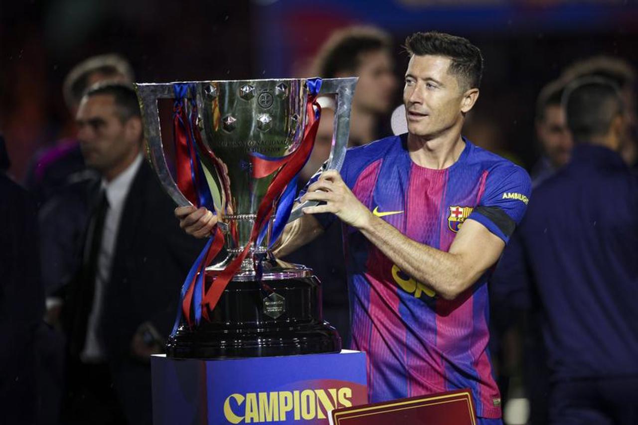 Robert Lewandowski urmează să plece de la FC Barcelona 