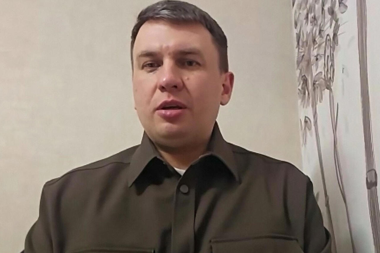 Criticile la adresa lui Putin, „plătite” cu internare: Un blogger rus iese din psihiatrie