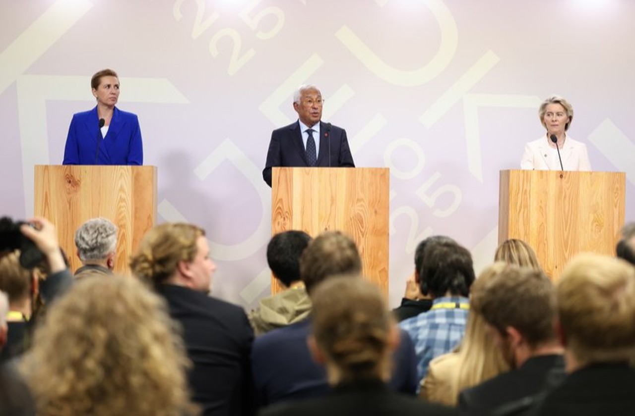  Liderii europeni au discutat la Copenhaga despre „zidul antidronă”. Premierul Danemarcei: „Nu contează denumirea, ci eficiența”