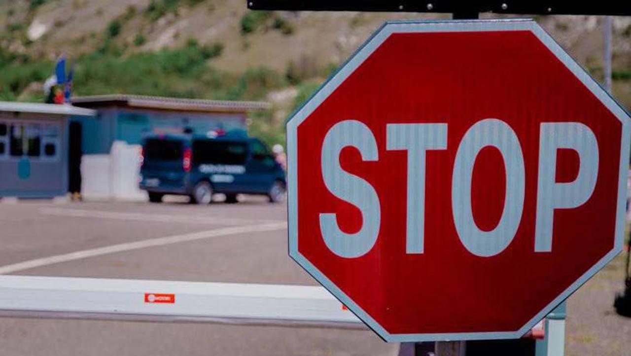 Traffic resumes at Moldova–Ukraine border