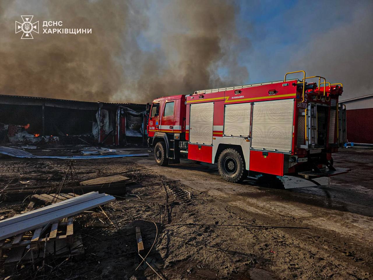 Atac cu drone rusești asupra unei fabrici din Harkov: trei persoane au fost ucise, iar șapte rănite