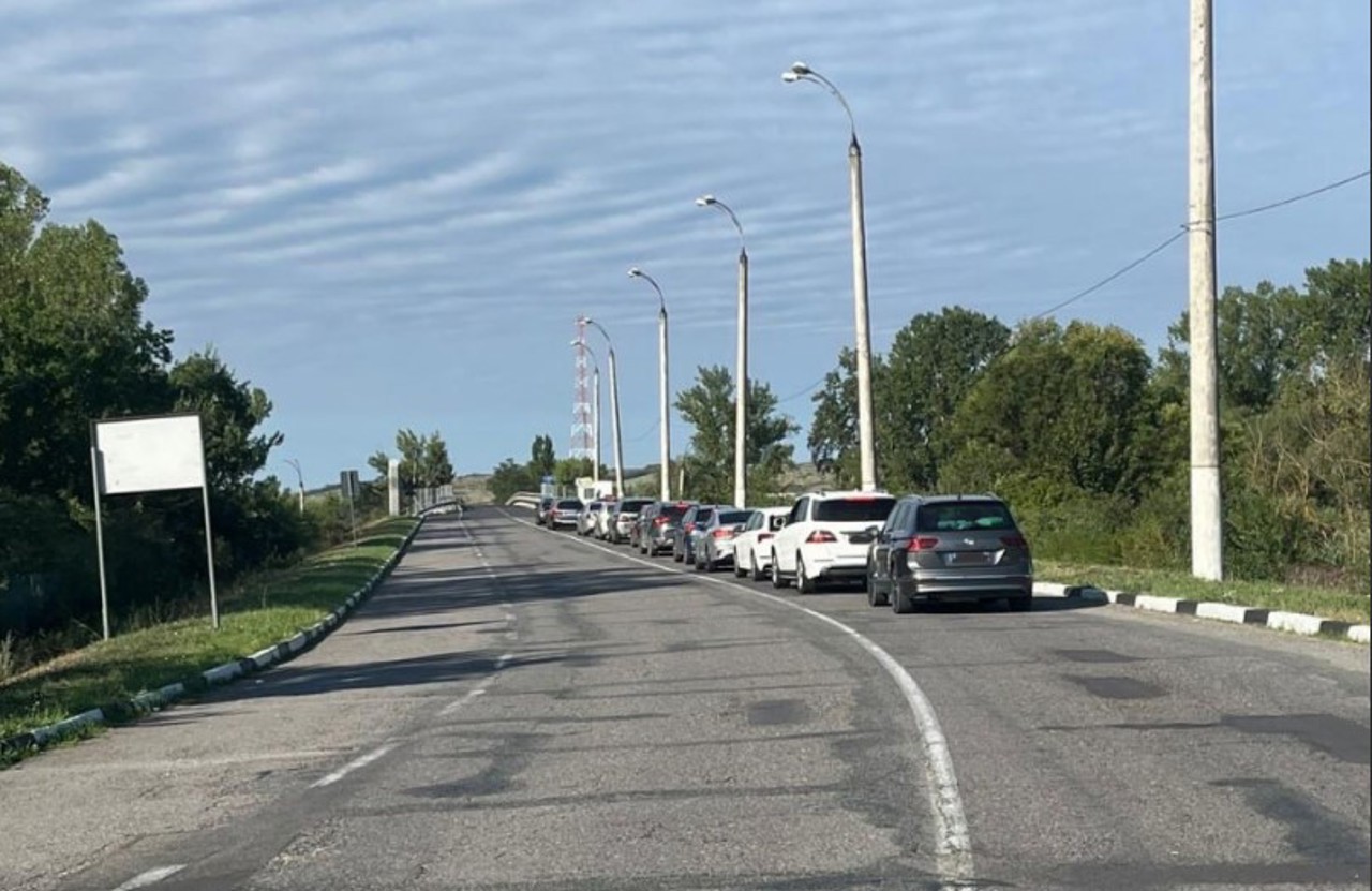 Tough traffic at the Leușeni-Albita border crossing point. Recommendations of the Border Police