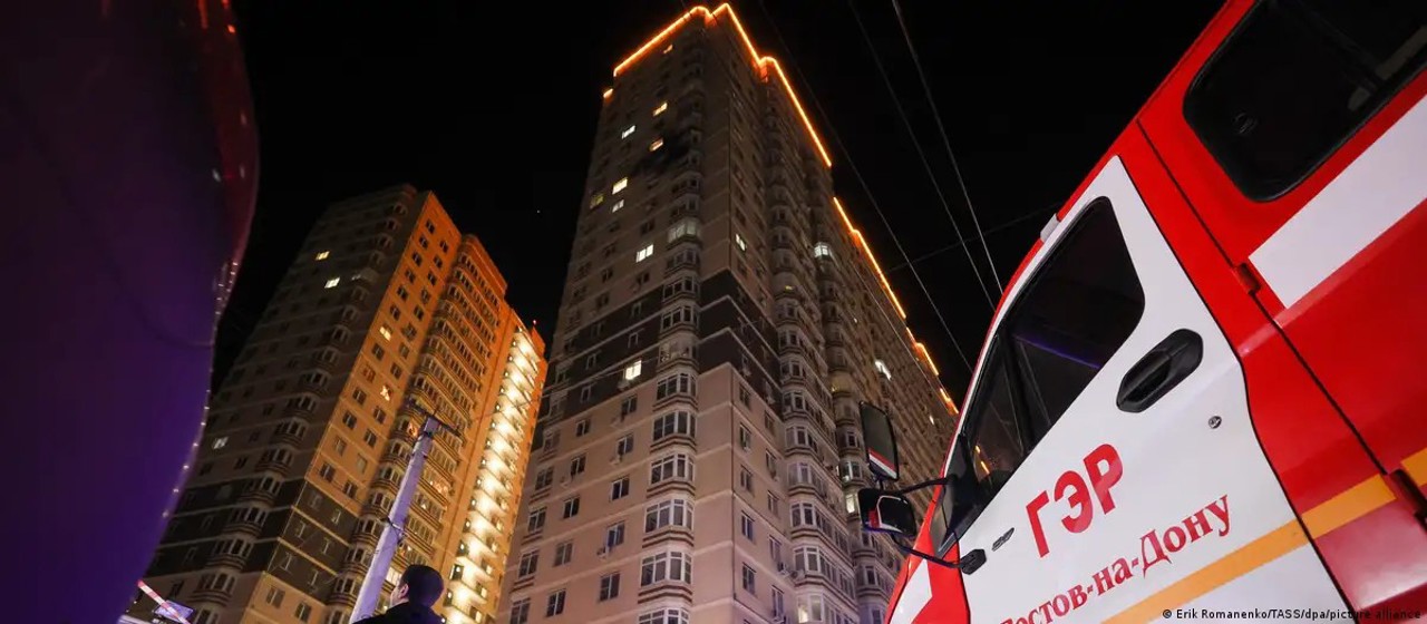 Regiunea Rostov, vizată de un atac aerian: autoritățile anunță răniți și incendii