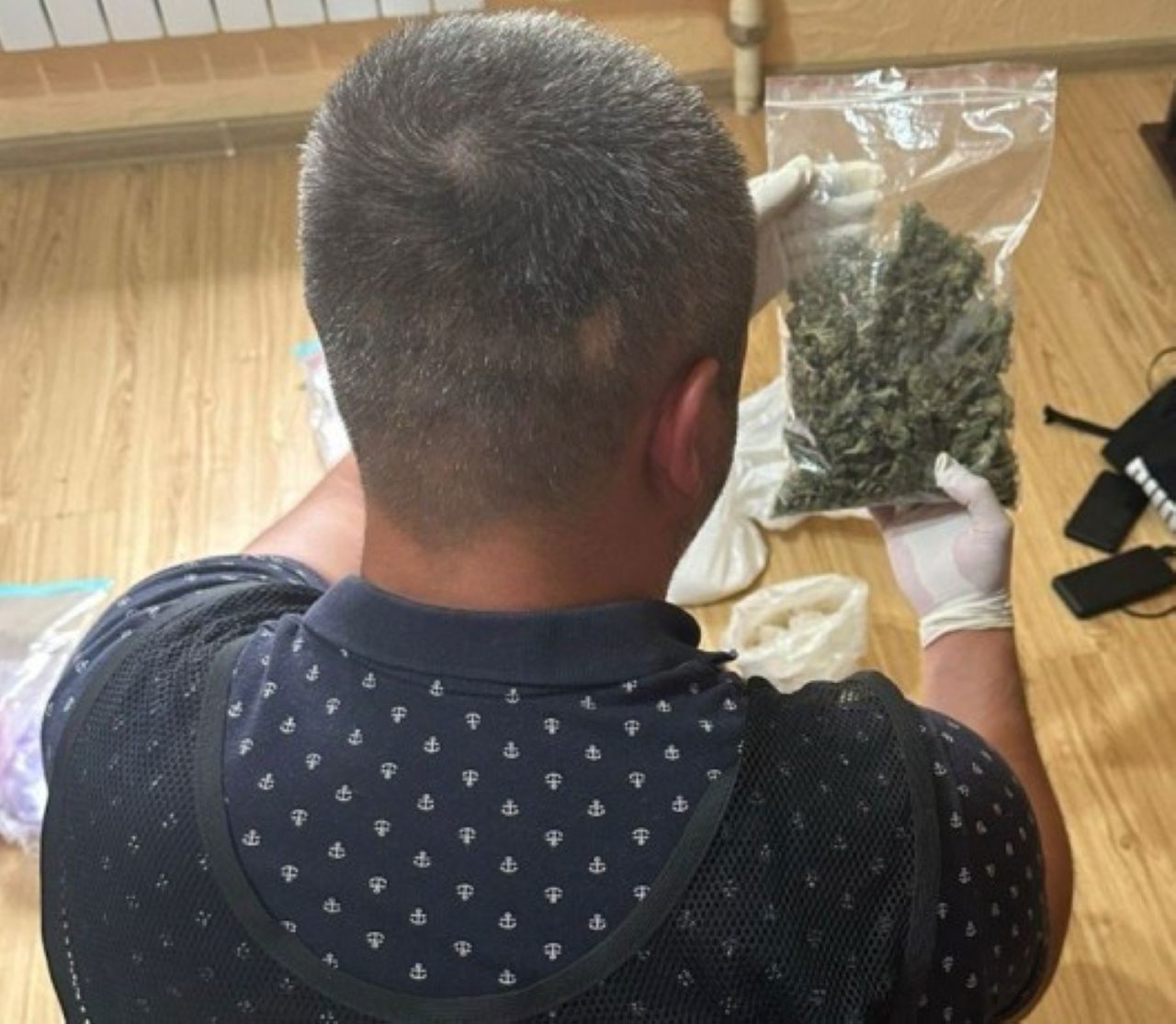Female inmate at Penitentiary No. 13 ran drug network via Telegram; four men detained