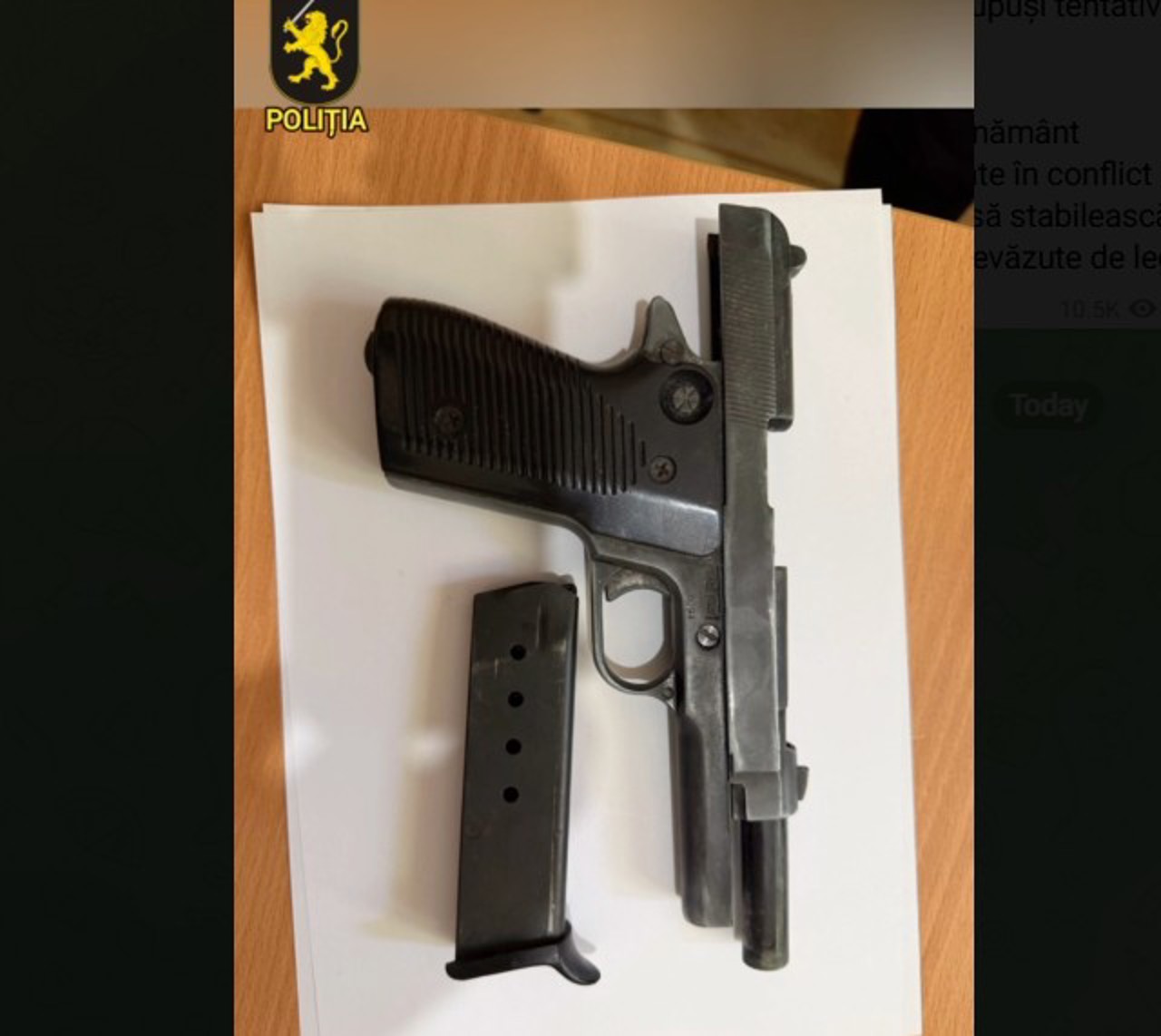 Strășeni: Bărbat reținut după ce ar fi amenințat o femeie cu arma în piață 