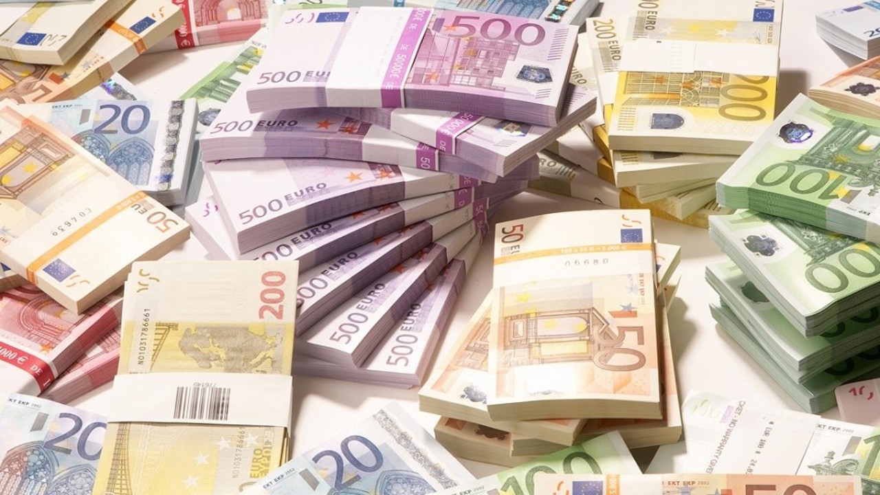 Zeci de arestări în Grecia într-un dosar de fraudare a fondurilor agricole ale UE