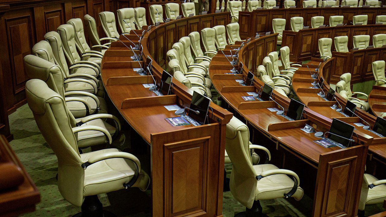ELECTORALA 2025 // Cel mai vârstnic candidat la parlamentare are 87 de ani