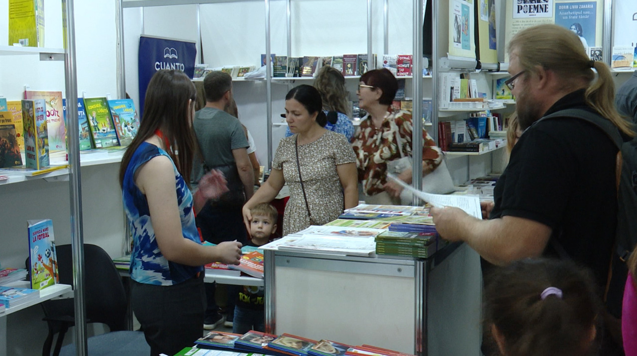 Bookfest Chișinău: cinci zile de lansări de carte, dezbateri și întâlniri cu scriitorii