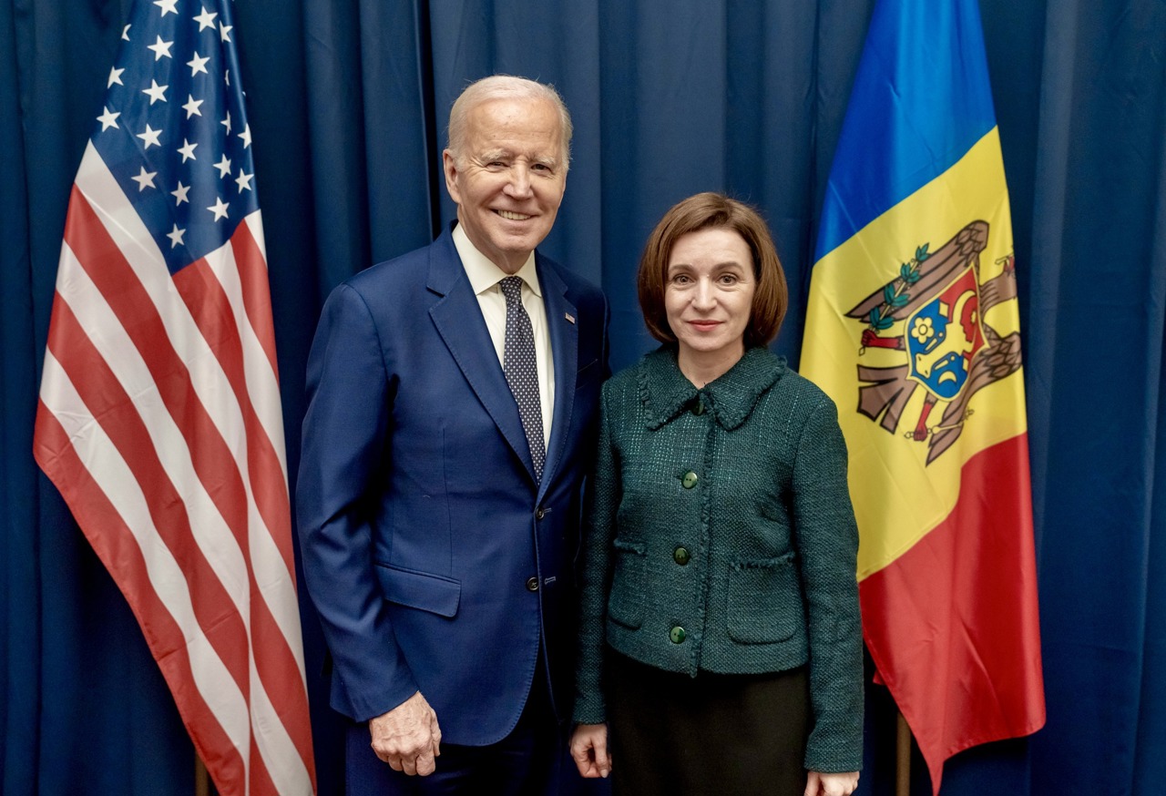 Șefa statului, Maia Sandu, l-a invitat pe omologul său american în Republica Moldova