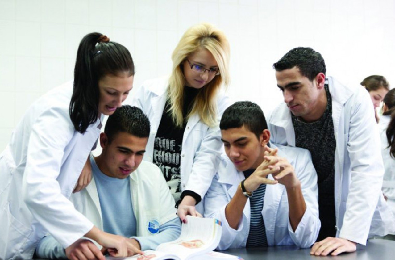 Expert: Our universities can survive by attracting foreign students