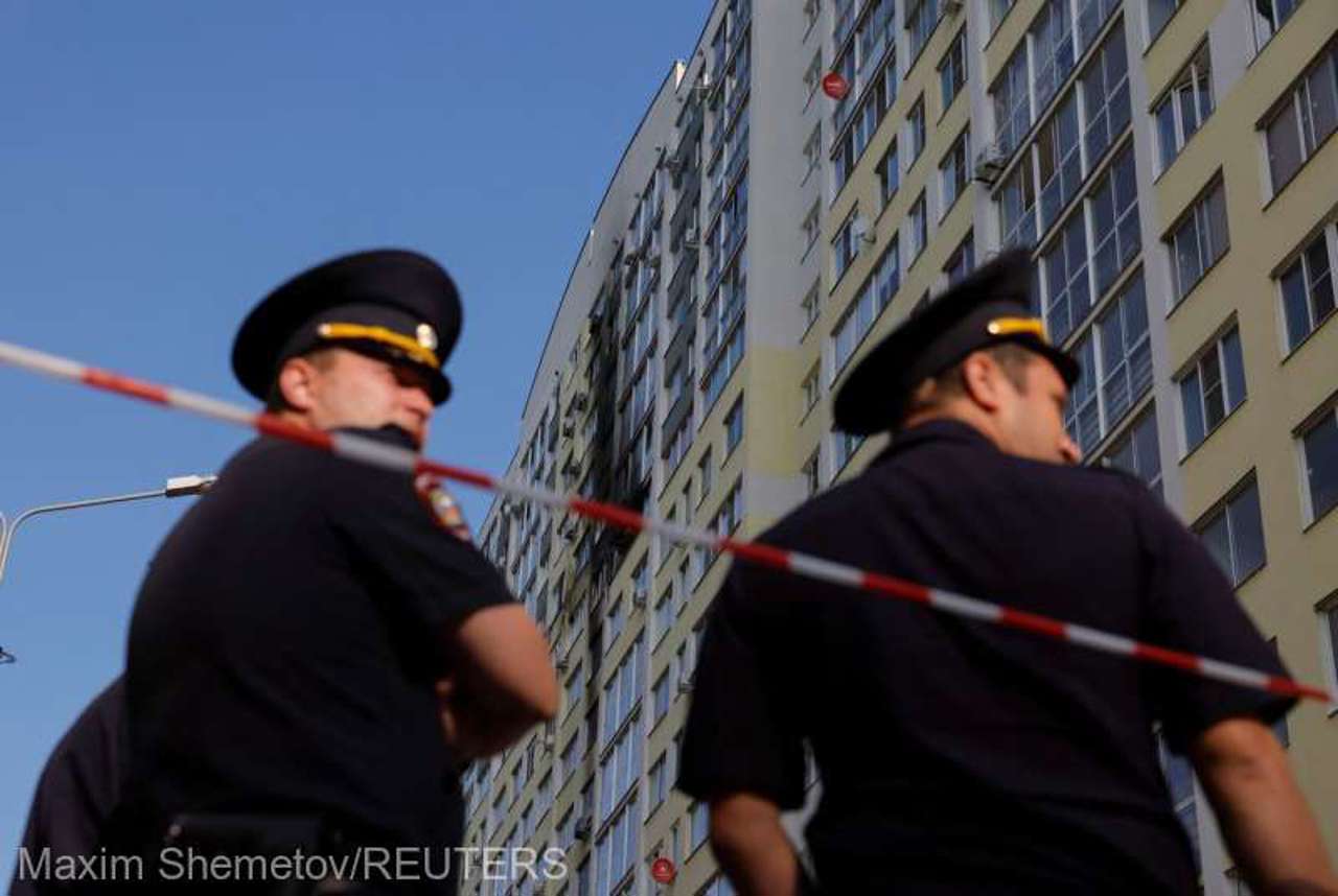 Hammer attack in a school in Russia: five people were injured