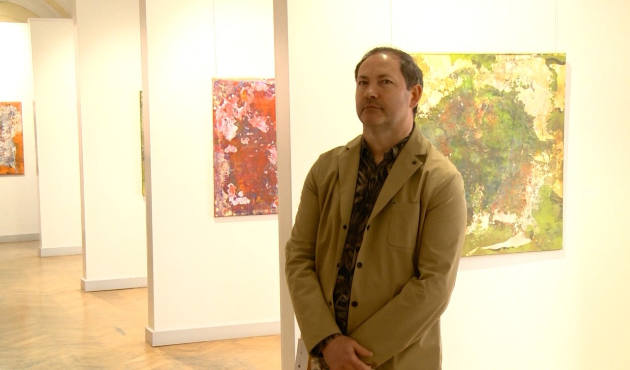 Lucrările artistului plastic leton Māris Cacka, expuse la Chișinău până pe 17 mai 