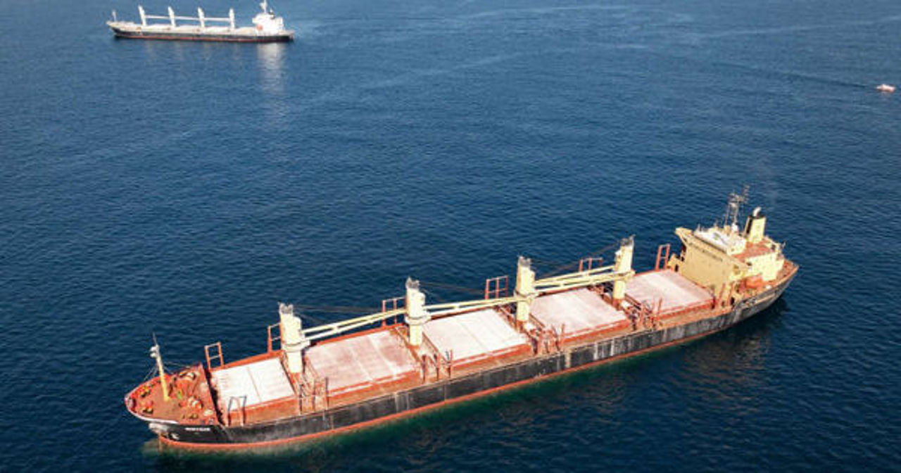 Еще четыре судна с зерном покинули украинские порты Одессы 